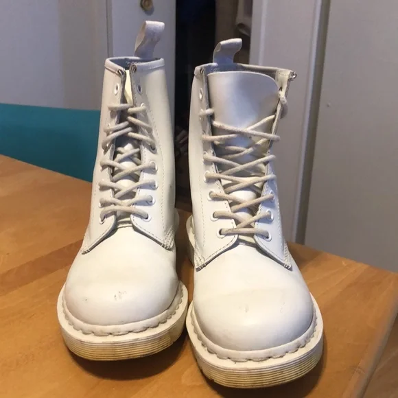 All white matte doc martens - Picture 2 of 11